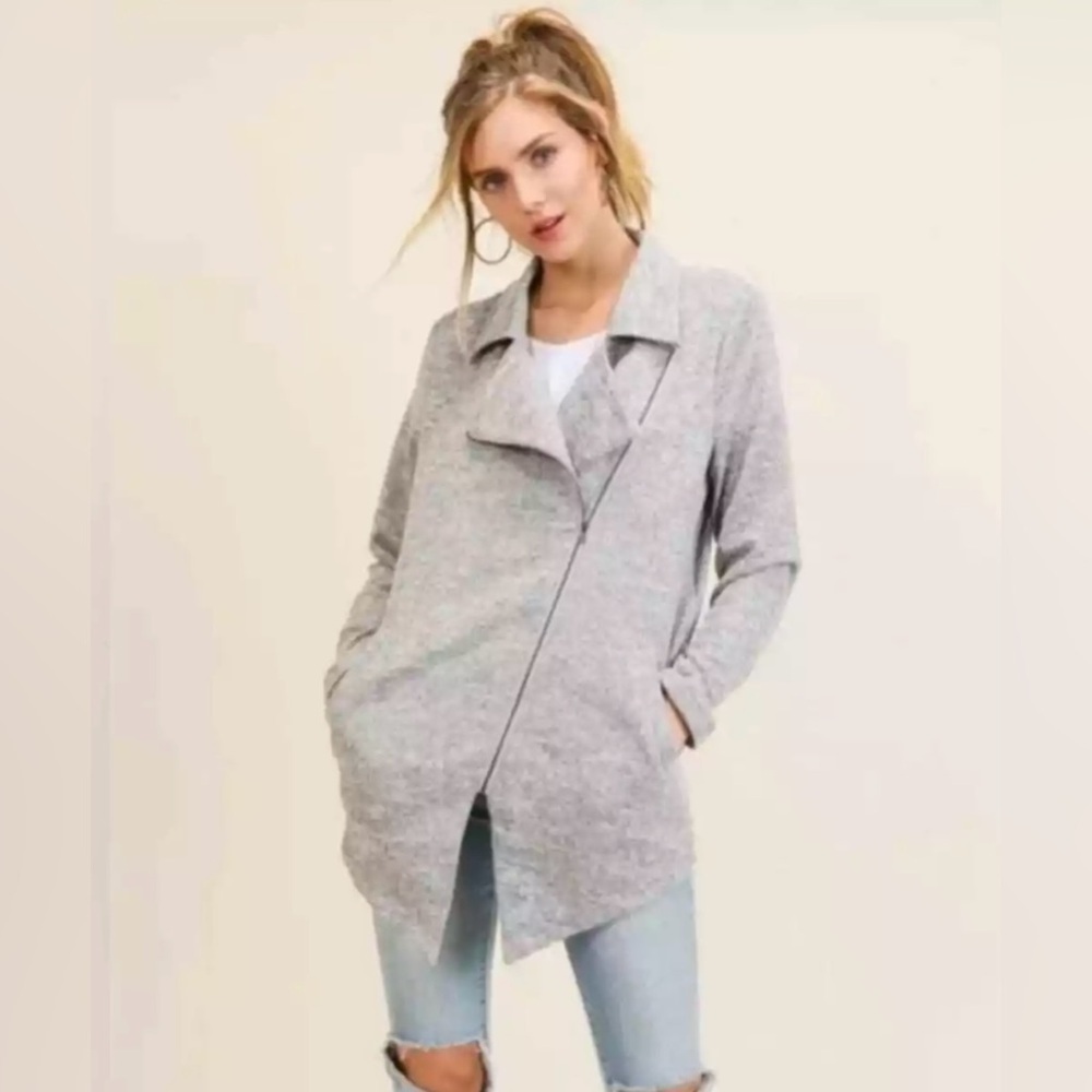Doe & Rae Women’s Zip Up Asymmetrical Lagenlook Heather Gray Sweater Size M